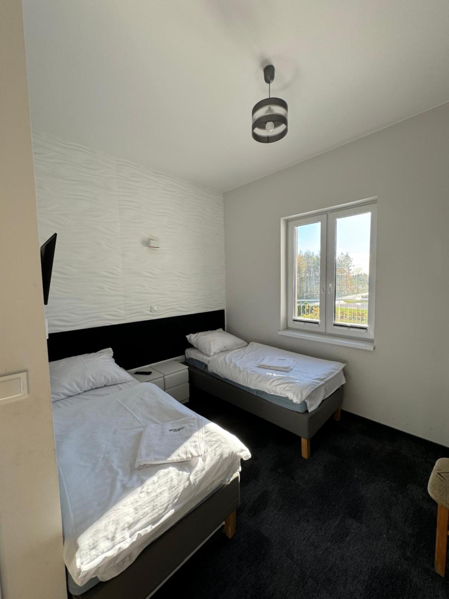Hotel Lesny Korne Екстериор снимка